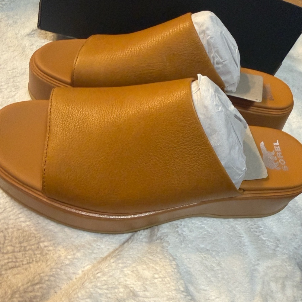 Sorel Women's Dayspring™ Slide Sandal, Canyon Gold, Gum, 10.5- New in Box - Picture 4 of 14